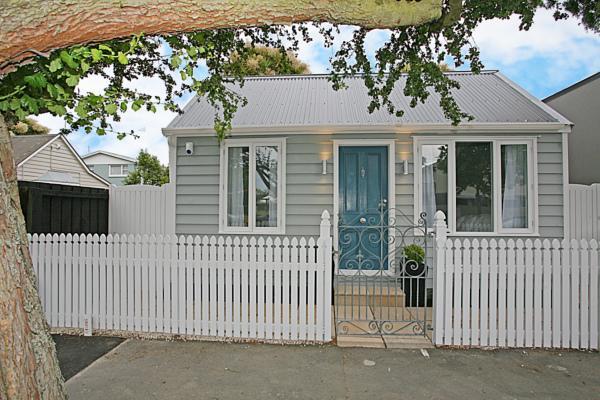 Rose Cottage Christchurch Exterior photo